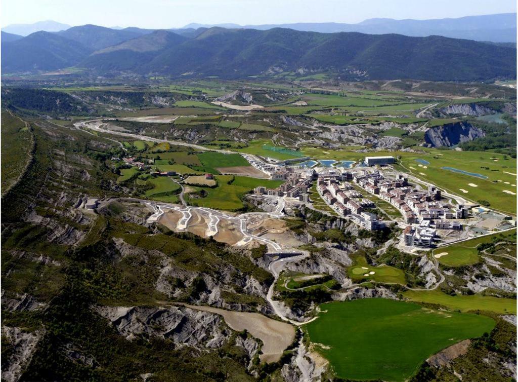 Deluxe Pirineos Daire Sabiñánigo Dış mekan fotoğraf